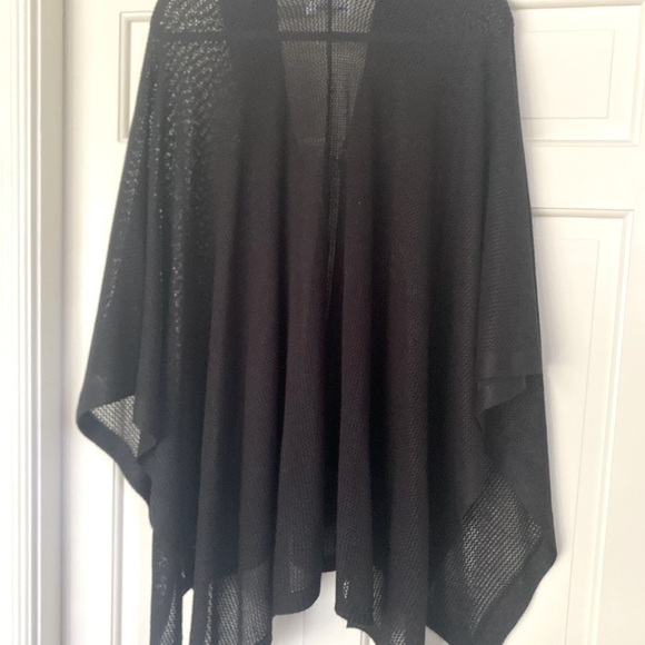 Open Knit Weave Cape Poncho Coat Open Knit Weave Cape Black Metallic One Size - Picture 5 of 15